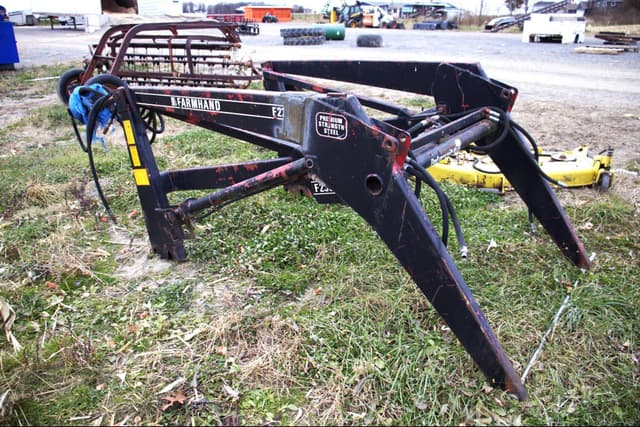 Image of Farmhand F233 equipment image 2