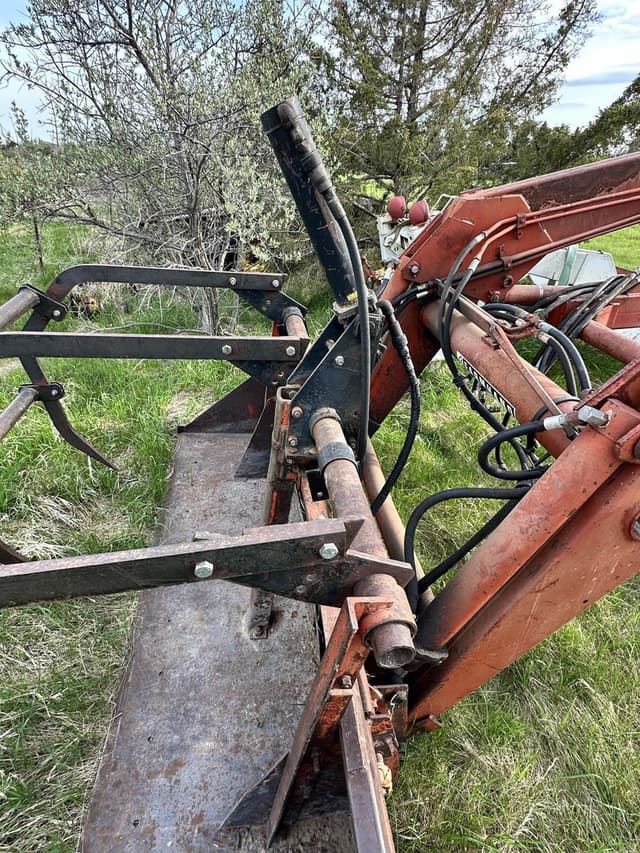 Image of Farmhand F235 equipment image 4