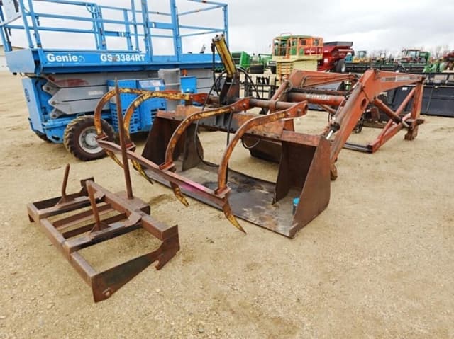 Image of Farmhand F235 equipment image 1