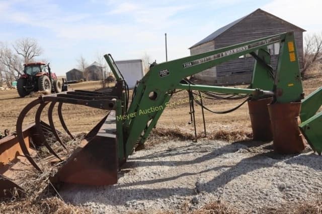 Image of Farmhand F258 equipment image 2
