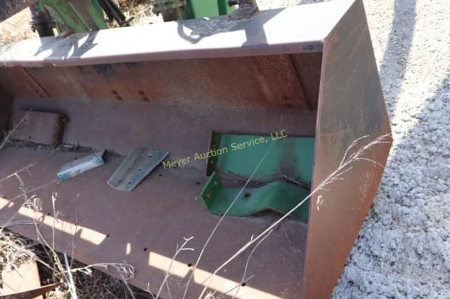 Image of Farmhand F258 equipment image 4