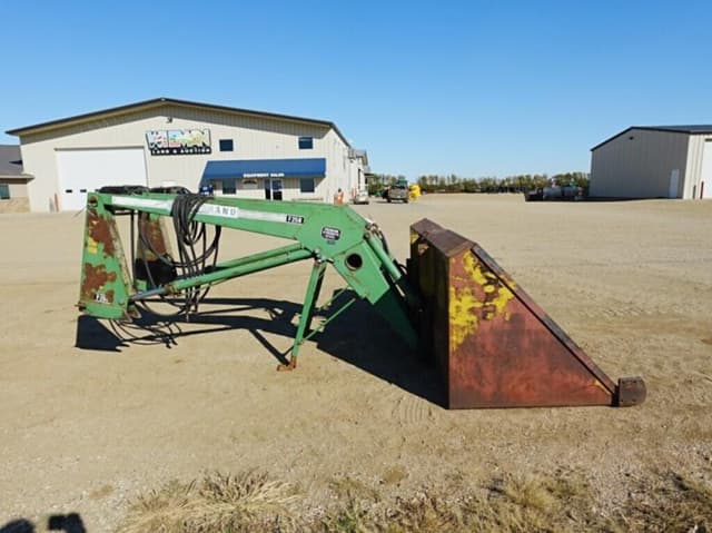 Image of Farmhand F258 equipment image 2