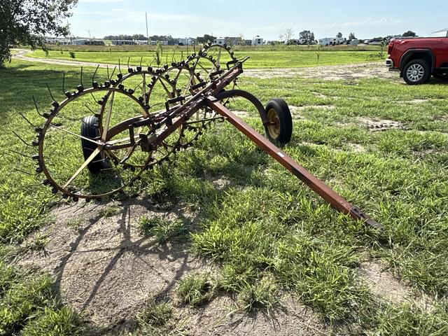 Image of Farmhand F76B equipment image 1