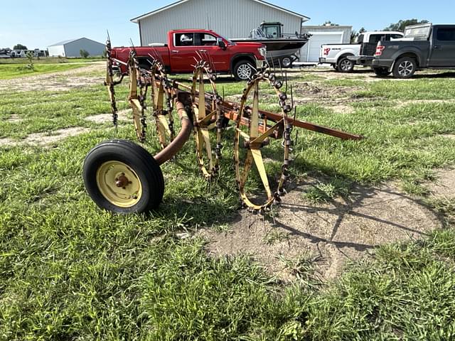 Image of Farmhand F76B equipment image 2