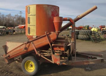 Main image Farmhand F81B