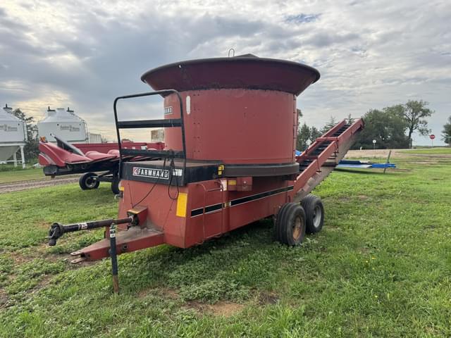 Image of Farmhand 6650 equipment image 4