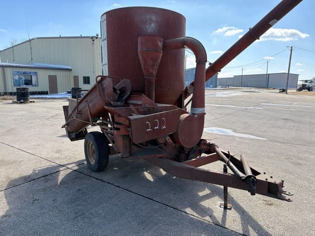 Image of Farmhand FeedMaster equipment image 1
