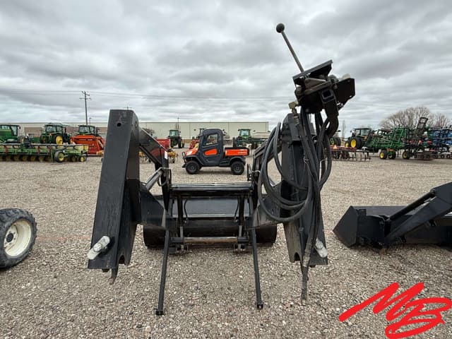 Image of Farmhand GL520 equipment image 2