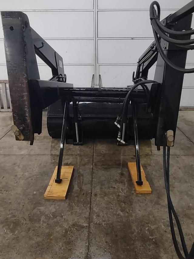 Image of Farmhand GL520 equipment image 1