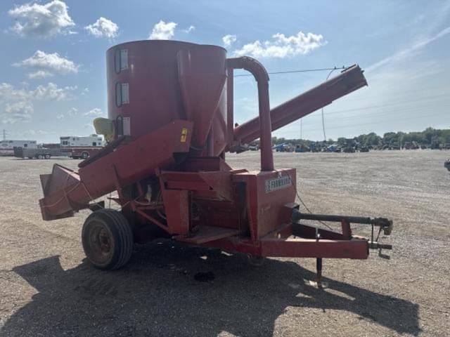 Image of Farmhand GM870 equipment image 4