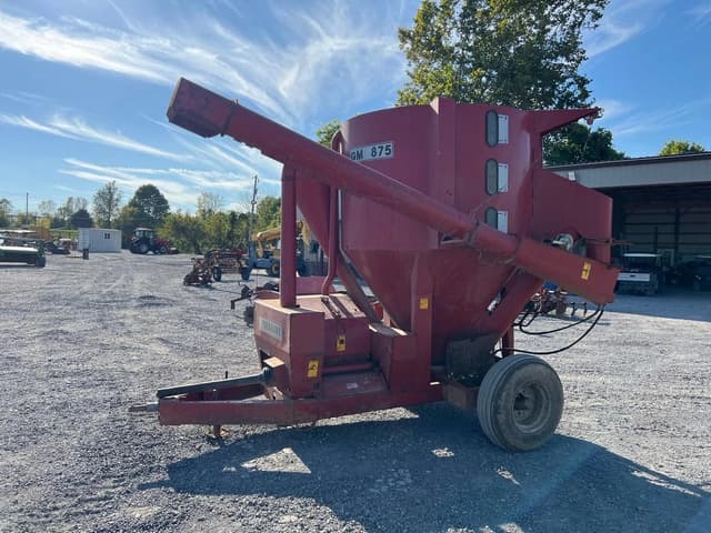 Image of Farmhand GM875 equipment image 3