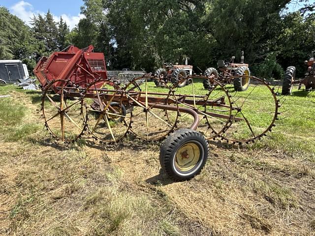Image of Farmhand Undetermined equipment image 3