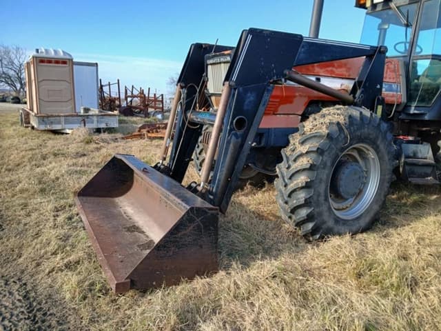 Image of Farmhand XL1140 equipment image 1