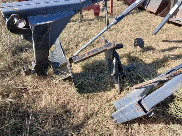 Image of Farmhand XL945 equipment image 4