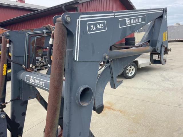 Image of Farmhand XL945 equipment image 4