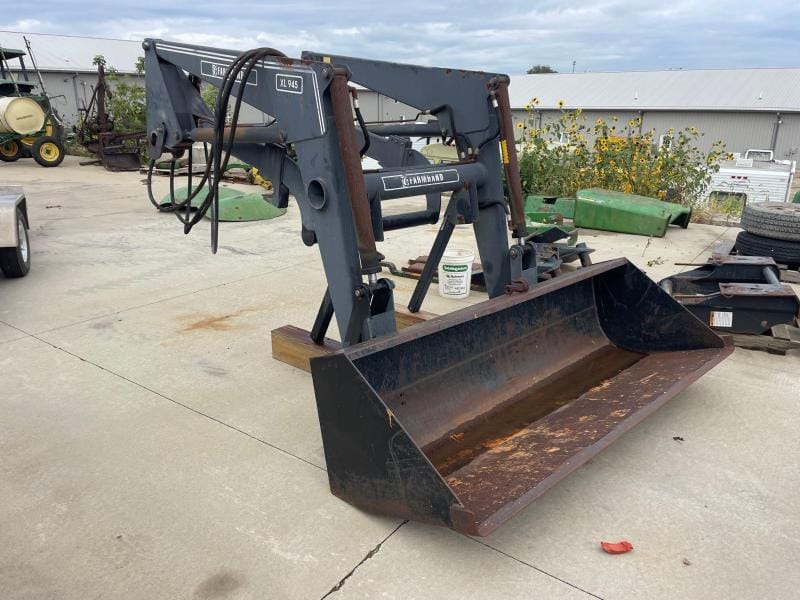 Farmhand XL945 Equipment Image0