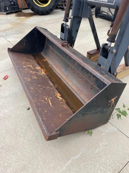 Image of Farmhand XL945 equipment image 2