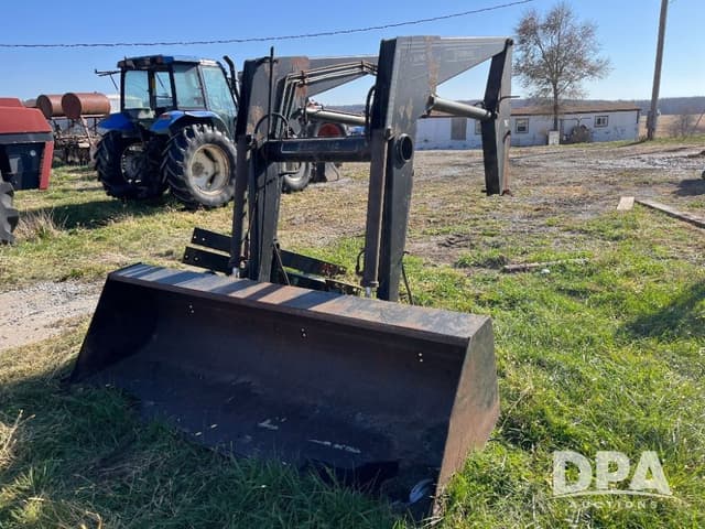 Image of Farmhand XL940 equipment image 3