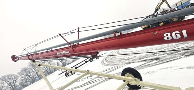 Image of Farm King 8x61 equipment image 2