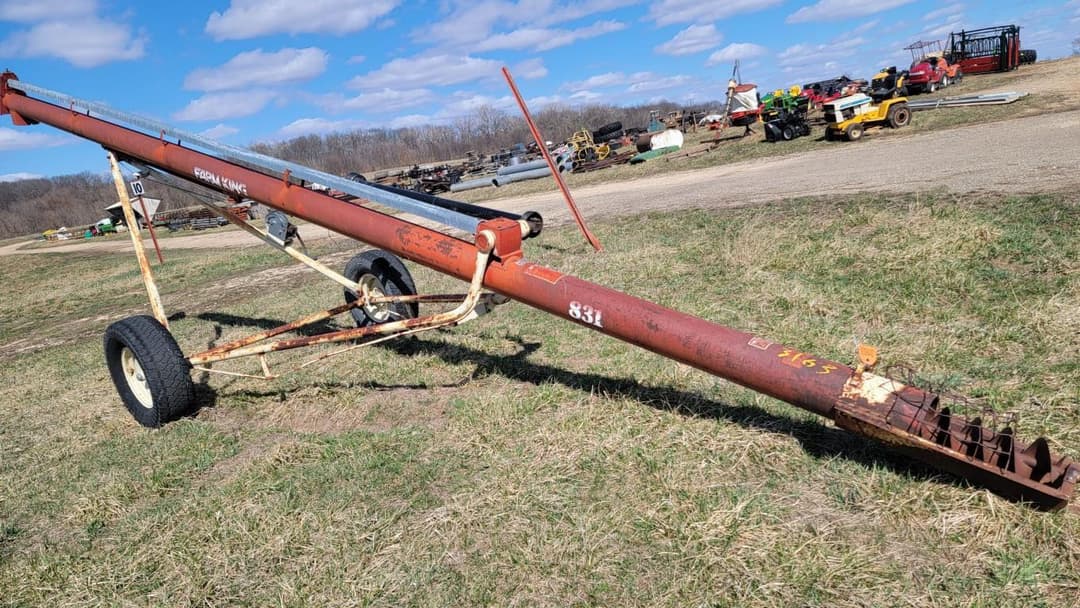 Image of Farm King 831 Image 1