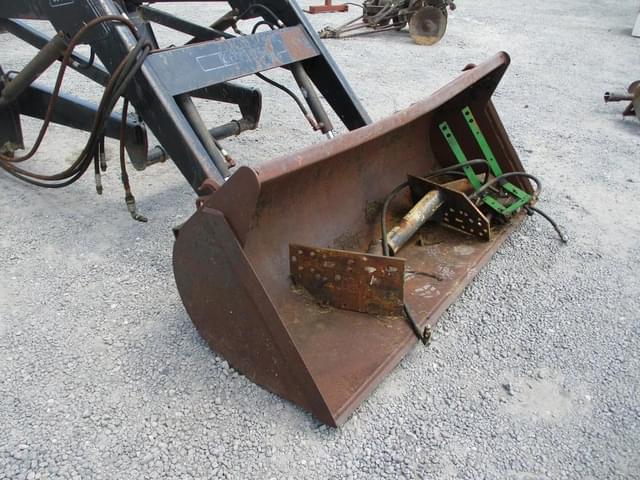 Image of Farmhand GL520 equipment image 4