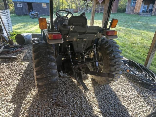 Image of Farmtrac 320DTC equipment image 3