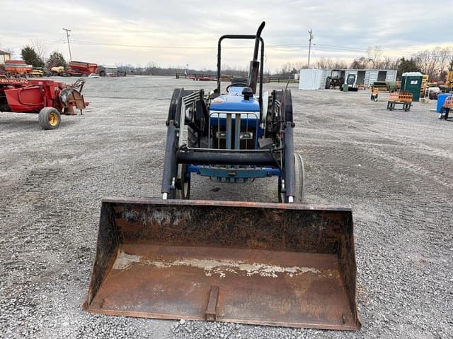 Image of Farmtrac 555 equipment image 2