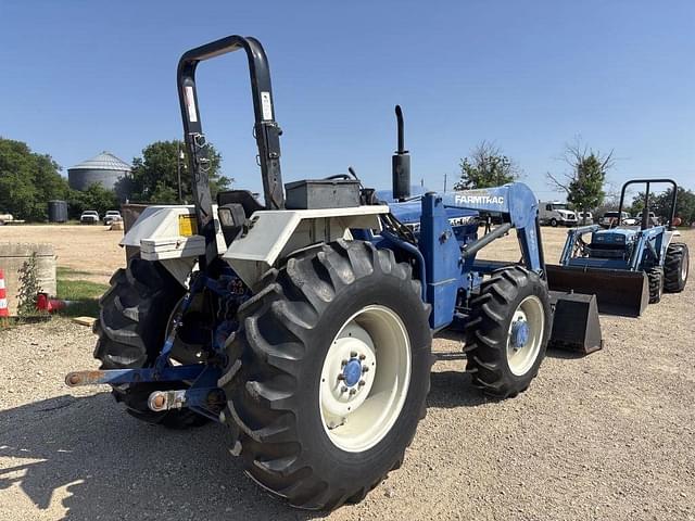Image of Farmtrac 665 equipment image 4