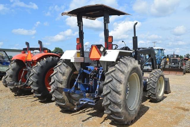Image of Farmtrac 675 equipment image 2