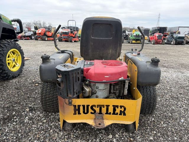 Image of Hustler FasTrak Z equipment image 2