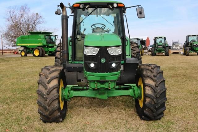 Image of John Deere 6115M equipment image 2