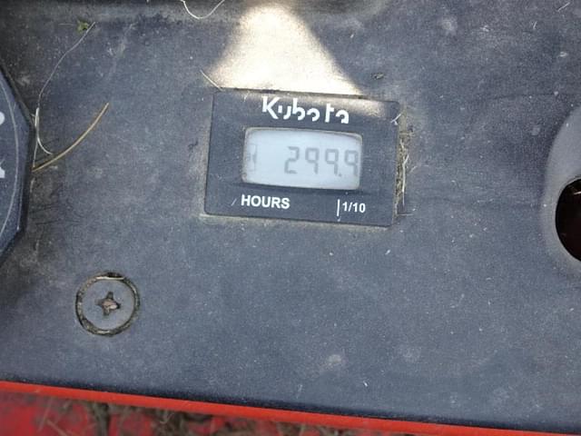 Image of Kubota ZD326 equipment image 4