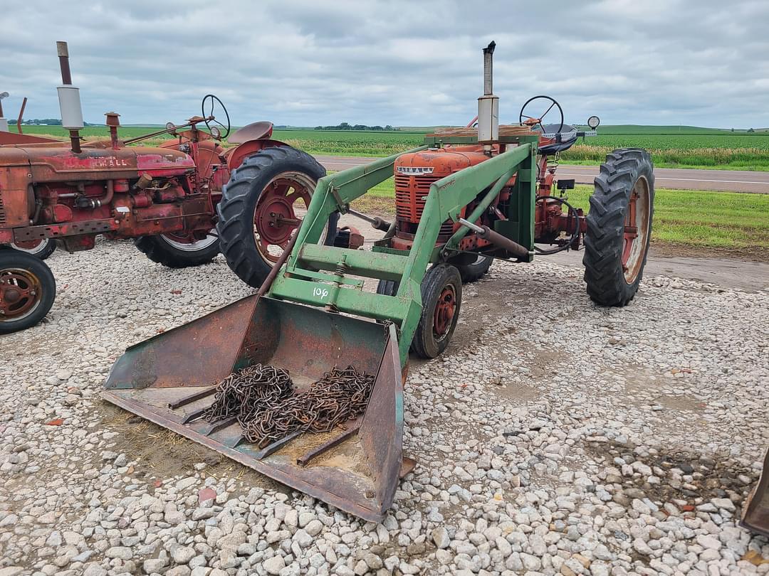 Image of Farmall H Primary image