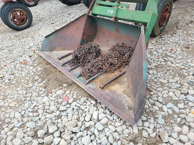 Image of Farmall H equipment image 4
