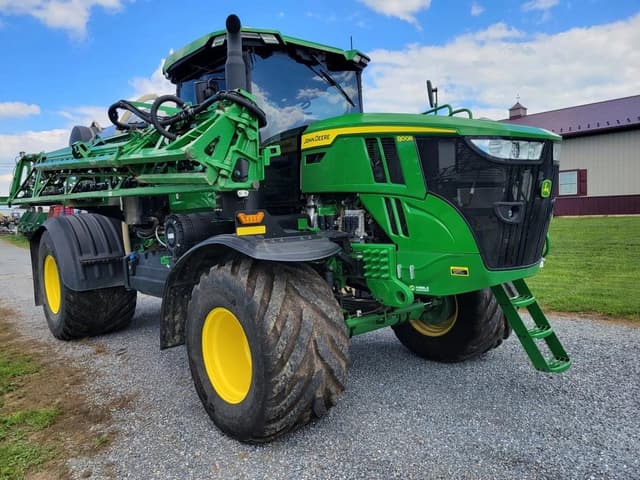 Image of John Deere 800R equipment image 2