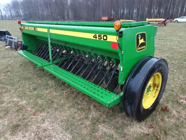 Image of John Deere 450 equipment image 2