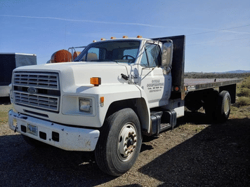 Main image Ford F700