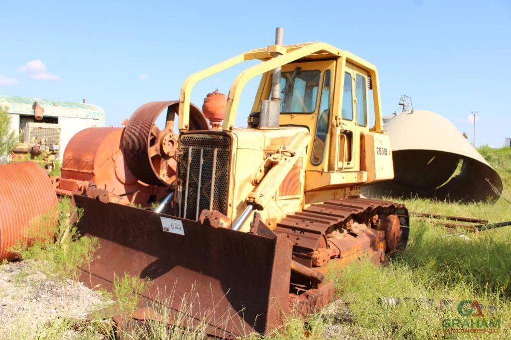 Image of John Deere 750B Primary image
