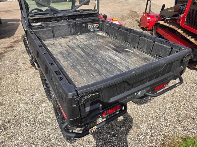 Image of Can-Am Defender XT HD10 equipment image 3