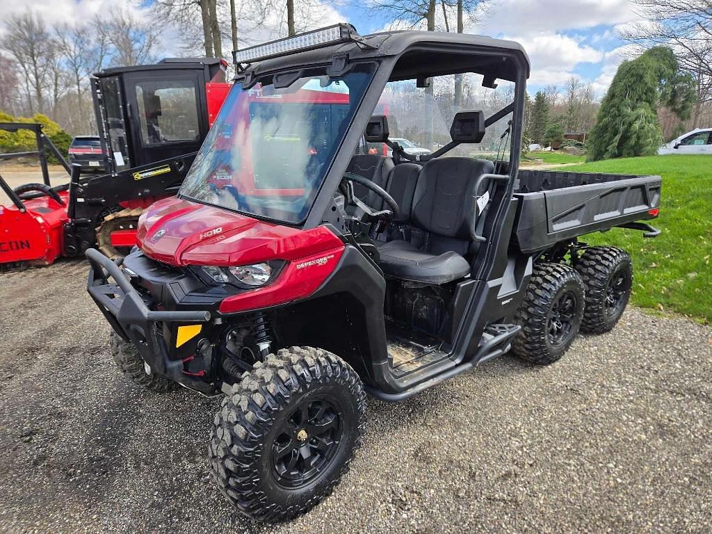 Image of Can-Am Defender XT HD10 Primary image