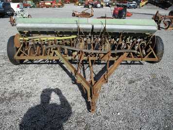 Main image John Deere Van Brunt