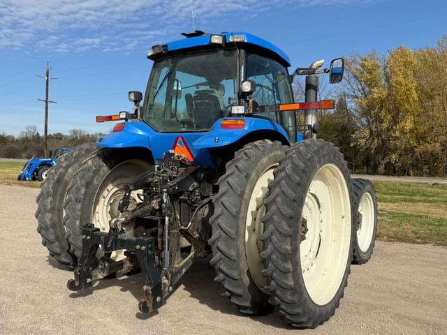 Image of New Holland TG255 equipment image 4