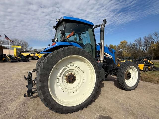Image of New Holland TG255 equipment image 3
