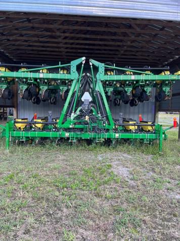 Main image John Deere 1725