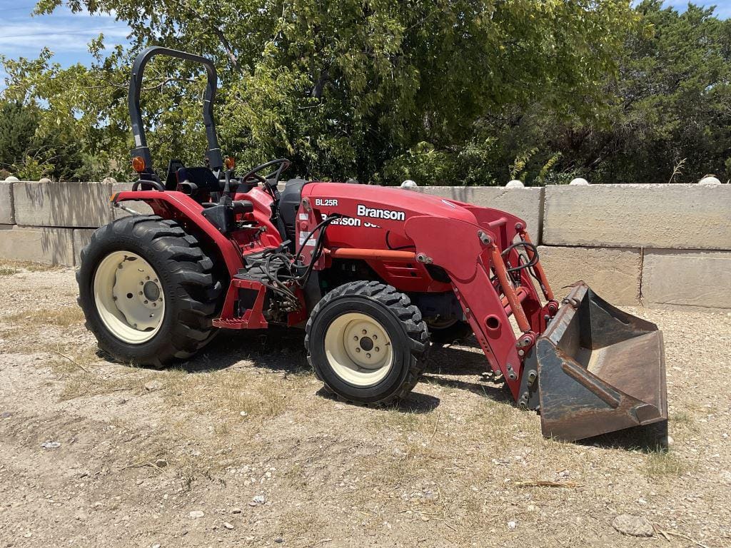 Main image Branson 3520