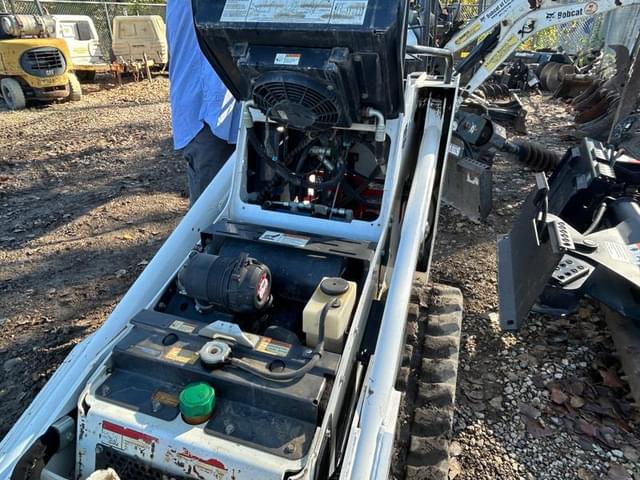 Image of Bobcat MT85 equipment image 2