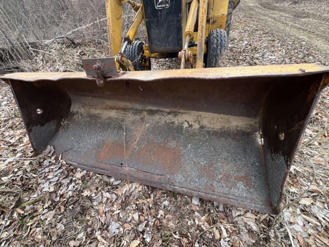 Image of John Deere 410 equipment image 3