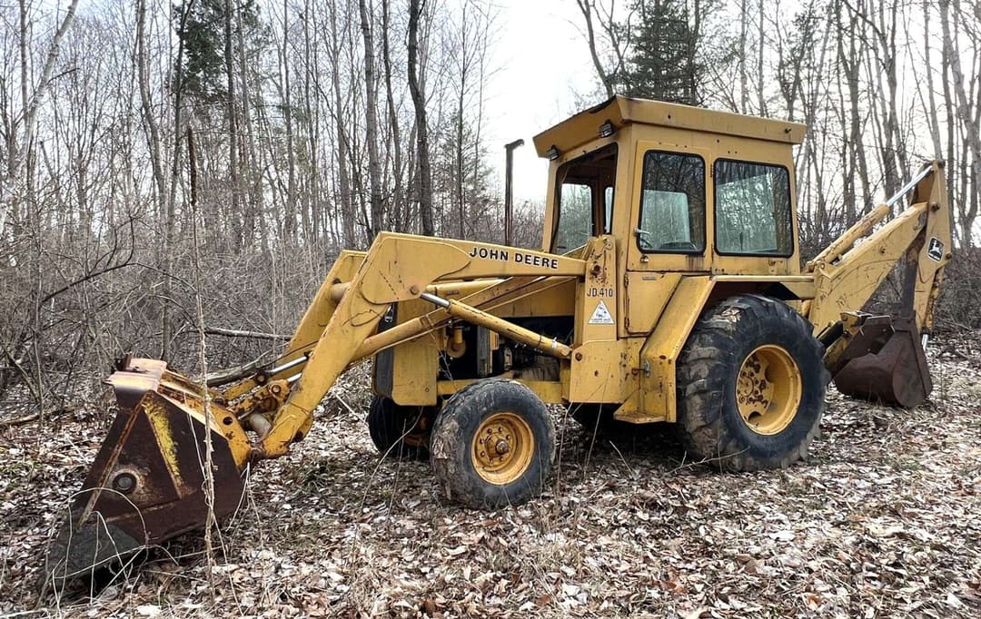 Image of John Deere 410 Primary image