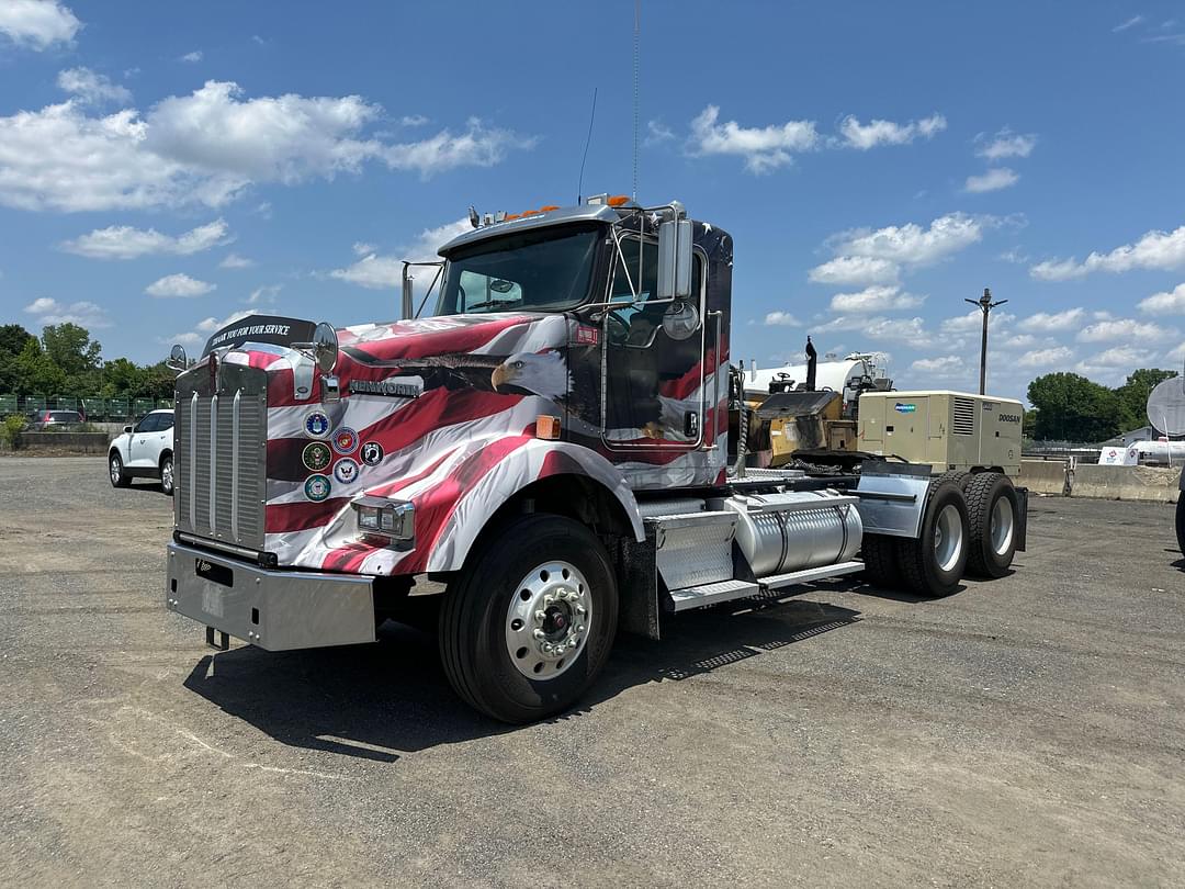 Image of Kenworth T800 Primary image