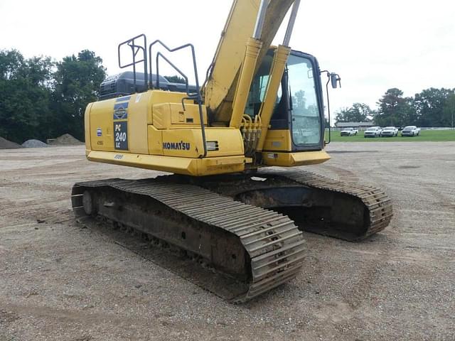 Image of Komatsu PC240LC equipment image 2